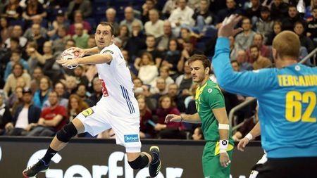 Franța a fost la un pas să o „comită" în meciul de debut de la Campionatul Mondial. Rezultatele complete în ziua a doua  