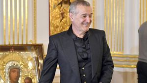 Gigi Becali dă lovitura cu trei transferuri dintr-un foc! FCSB devine imbatabilă: „Intră direct titulari!”