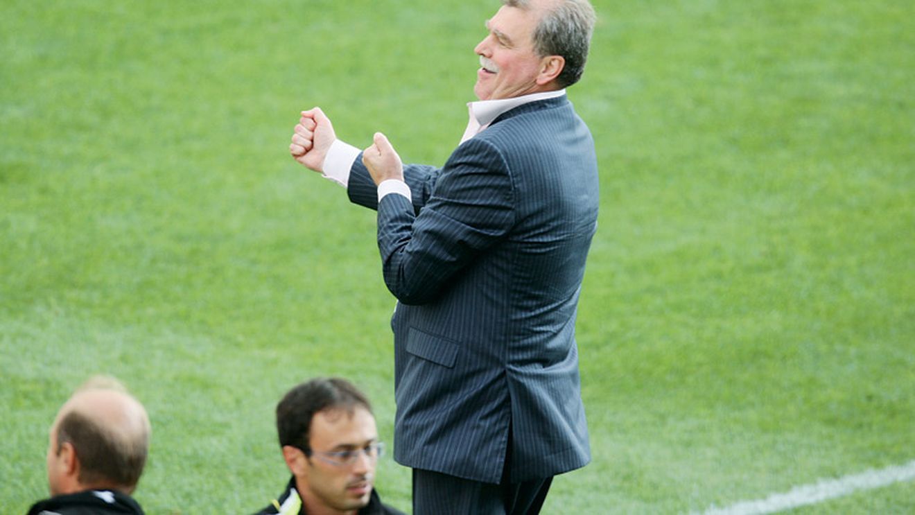 Dinu Gheorghe: "Ieșenii fac nu circ ieftin"