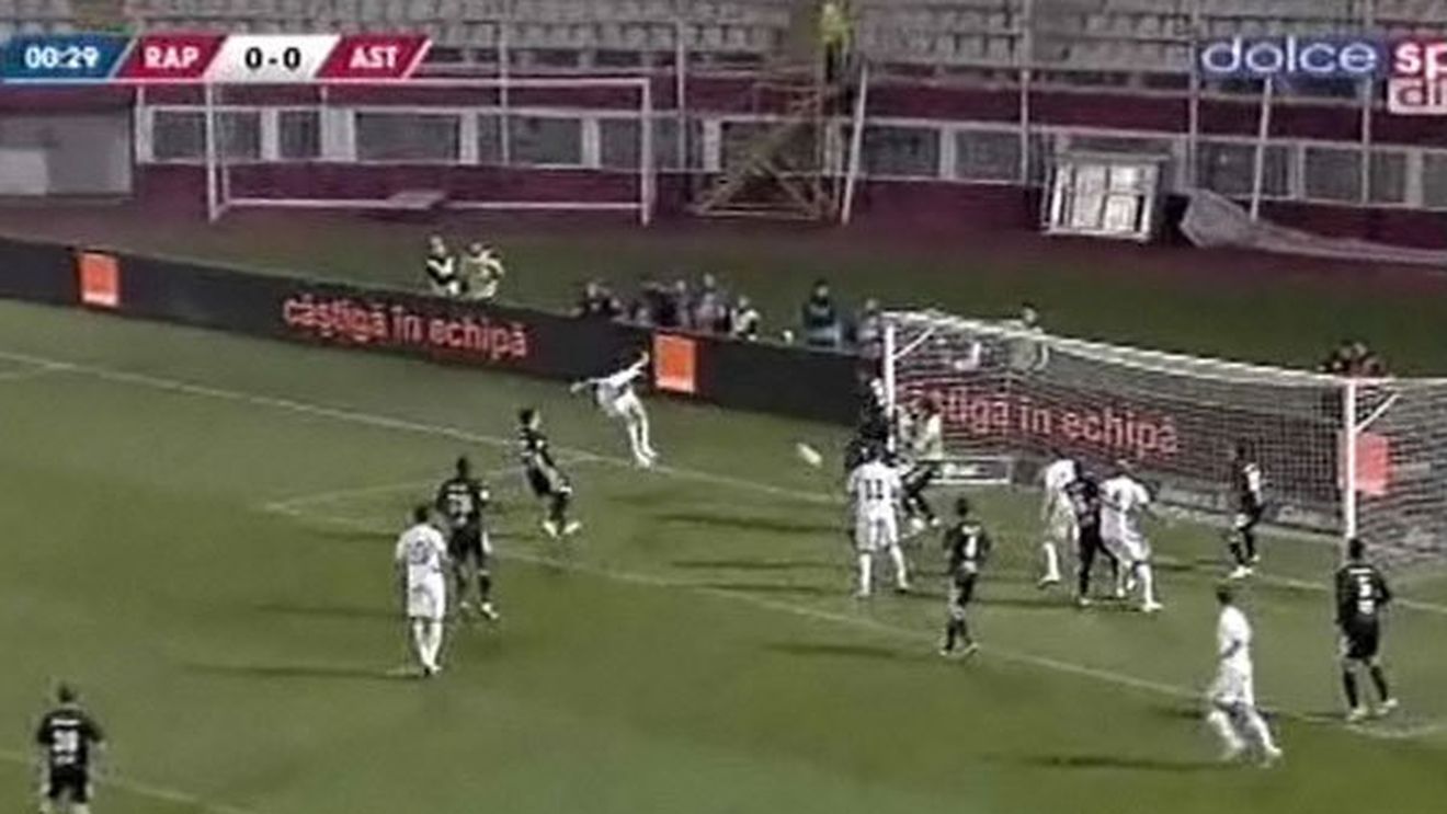 VIDEO** Șumi nici n-a avut timp să se așeze pe bancă! Giuleștenii au marcat cel mai RAPID gol din corner din istoria fotbalului românesc