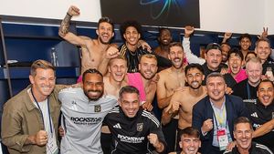 Dat afară de Gigi Becali, Alex Băluță s-a antrenat pe coclauri până a semnat în SUA. Acum, îi merge din plin la americani: imaginea care spune totul