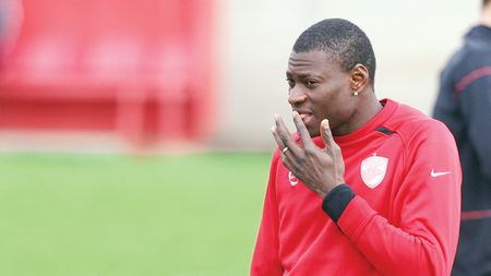 Suspect de serviciu!** N'Doye, bănuit că se "dă" accidentat