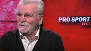 Stafful pe care și-l va alege Ladislau Boloni, esențial pentru performanțele echipei naționale: „Poate va aduce și pe cineva din campionatul intern!”. Propunere hilară înaintată de Dinu Gheorghe: „Mă gândeam să îl pună pe Ionel Ganea!” | VIDEO EXCLUSIV ProSport Live