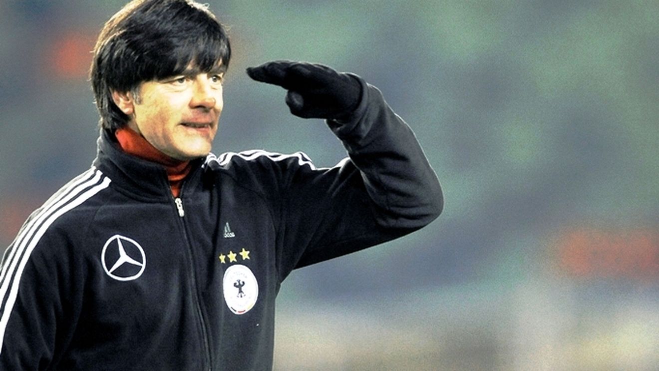 "Germania poate câștiga Euro 2012 sau Cupa Mondială din 2014"