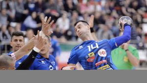 S-a încheiat cel mai rușinos campionat de handbal din ultimii ani! Constanța s-a retras de pe teren în finala mică disputată cu Potaissa Turda, la 2 zile după scandalul uriaș din finala mare Dinamo - CSM București