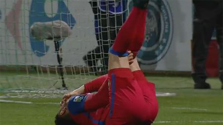 Marica le-a dat emoții steliștilor, după ce Tincu l-a lovit peste genunchiul stâng. Reghecampf l-a schimbat imediat: "Sunt sănătos, dar cred că a fost penalty"