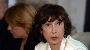 INTERVIU EVENIMENT cu Virginia Ruzici. "Simona e cea mai rapidă jucătoare din circuit. Felul ei de a dansa în teren îmi amintește de Steffi Graf". Cauza accidentărilor, cum e valorificat potențialul de marketing, cât timp va mai juca și răspunsul la întrebarea "când va deveni nr.1 WTA?" | Prima parte