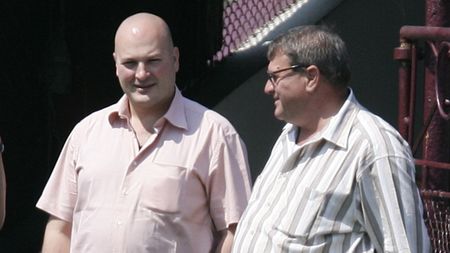 Atac la șefii din Gruia:** "Eu sunt dobitoc și bag bani la Farul și alții, șmecheri, se îmbogățesc!"