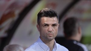 Florin Bratu propune un jucător pentru echipa națională: "Ar putea aduce un plus". Dinamoviștii sunt precauți înaintea meciului cu Gaz Metan