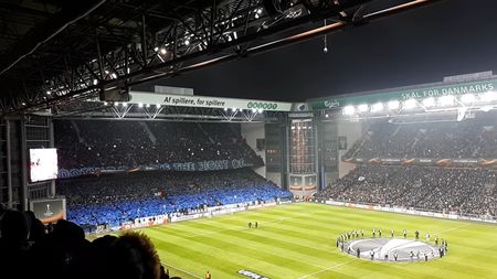 Elevii dintr-o țară europeană au început să meargă la școală... pe stadion! Inițiativa de milioane a unui club de fotbal: „E visul fiecărui copil să învețe acolo”