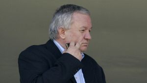 Porumboiu: "N-am câștigat din cauza acestui arbitru "telecomandă"!"