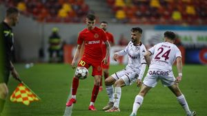 Gigi Becali a răbufnit în direct și l-a făcut praf pe Tavi Popescu, după FCSB - Rapid 2-2! „Ochiul stăpânului vede, bă, când te ascunzi”