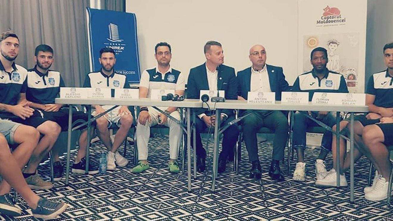 Poli Iași și-a prezentat noile achiziții. Mihai Teja mai vrea cinci jucători: "Încă nu avem dubluri pe fiecare post". Antrenorul nu va proceda precum Dan Petrescu în privința regulii Under 21