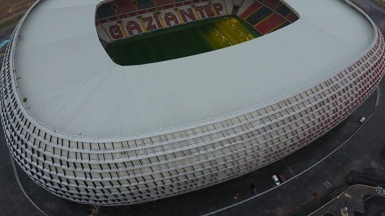 GALERIE FOTO | Arena pe care joacă noua echipă a lui Marius Șumudică arată spectaculos! A fost inaugurată în 2017 și are 33,502 de locuri