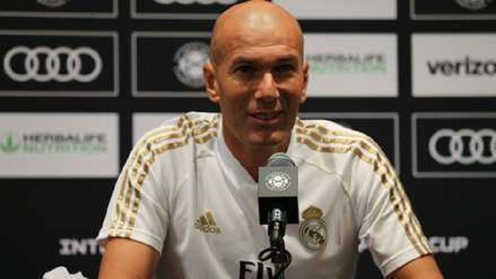 Madridul fierbe după înfrângerea umilitoare a Realului, cu Atletico! Zidane i-a lăsat cu gura căscată pe fotbaliștii săi: nu s-a mai întâmplat asta niciodată