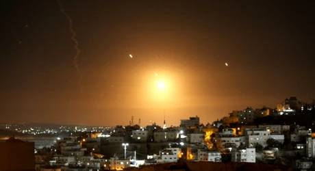 Ce este bomba cu dispersie, cu care Iranul a lovit Israelul. Avertismentul IDF: „Nu atingeți obiectele căzute sau suspecte”