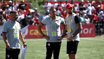 FC Bacău ia nou-promovatele la rând. Moldovenii caută primele puncte pe teren străin, la Râmnicu Vâlcea. Costel Enache anticipează un duel echilibrat