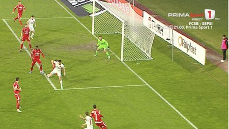 Fază extrem de controversată în Hermannstadt - Dinamo. Arbitrul Ovidiu Hațegan a anulat un gol al gazdelor cu ajutorul VAR: a fost sau nu ofsaid?