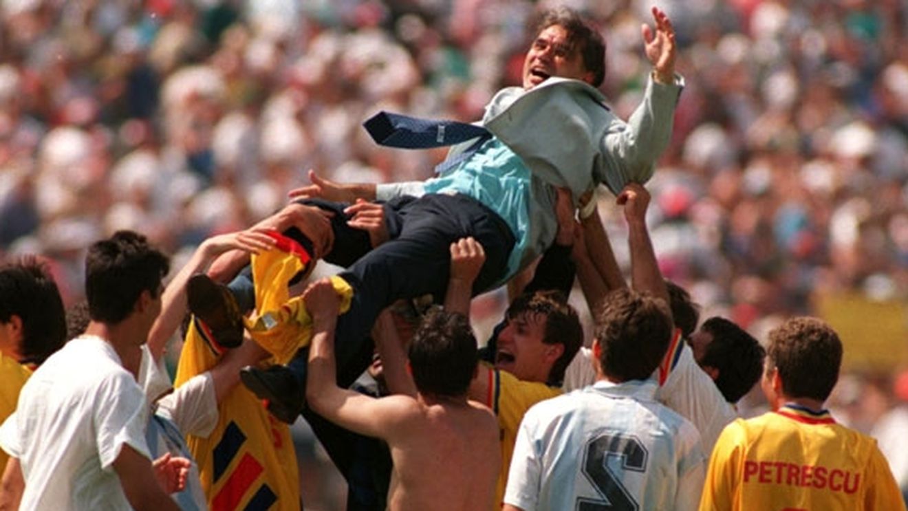 OFICIAL | După 10 ani. "Tata Puiu" revine pe banca naționalei. Burleanu a decis: Iordănescu, principal - Moldovan, Isăilă și Badea, secunzi