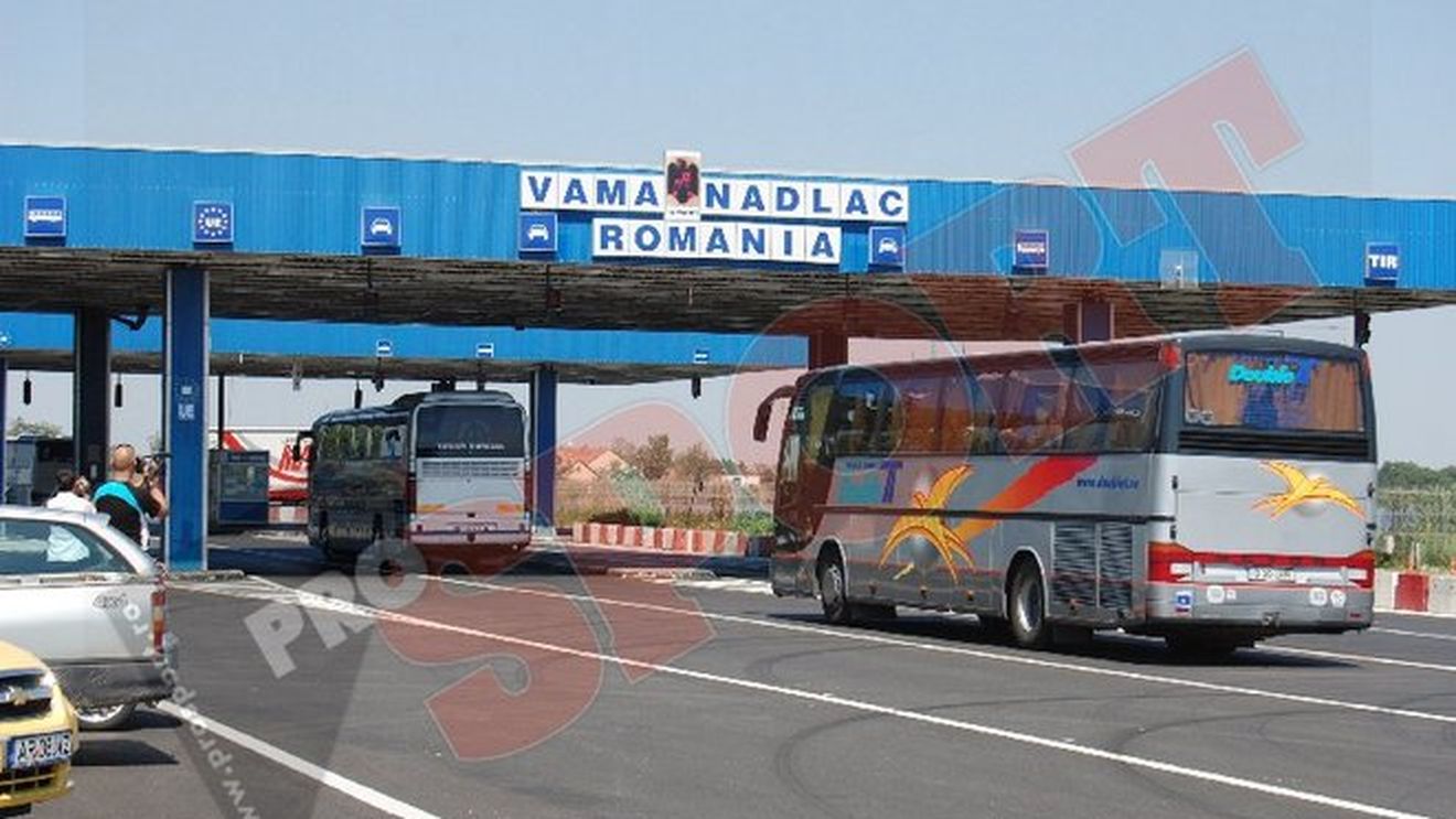 Steliștii implicați în accidentul de autocar au plecat cu trenul spre București!