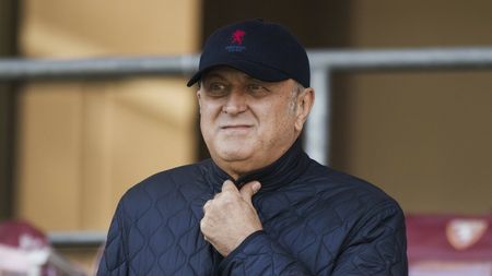 Dan Șucu l-a dat afară fără să mai stea la discuții