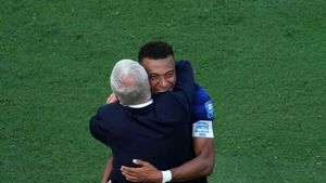 Kylian Mbappe, reacție de mare caracter! A arătat că e om mai presus de orice: mesajul pentru Deschamps, care și-a pierdut mama!