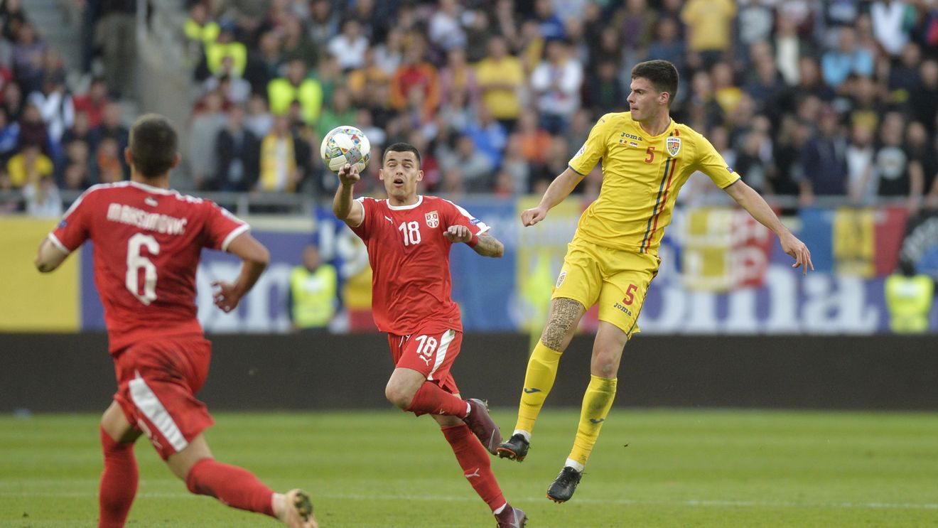 Tricolorul care a ieșit cu fața curată din meciul cu Serbia! Ilie Dumitrescu și Viorel Moldovan, cuvinte mari: "Un jucător extrem de inteligent"