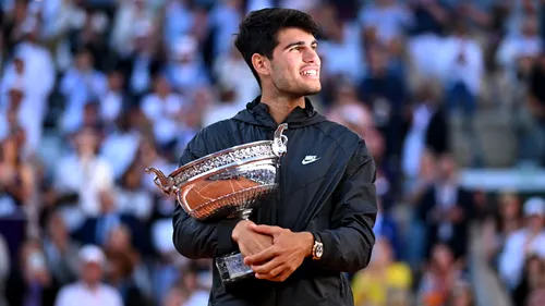 Carlos Alcaraz este rege la Roland Garros! Spaniolul l-a învins în finală, după un meci-maraton, pe germanul Alexander Zverev