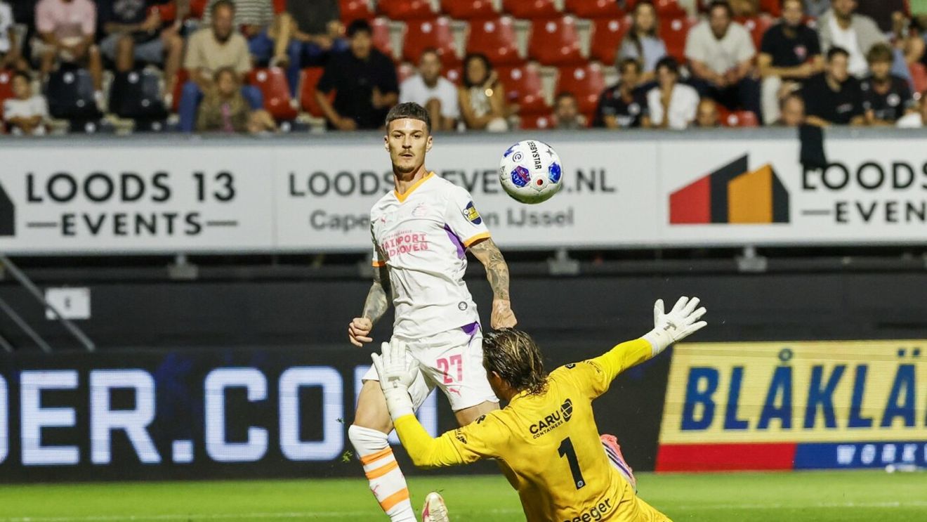 Ce notă mică a luat Dennis Man după ce a jucat doar 18 minute în Excelsior – PSV 1-2!
