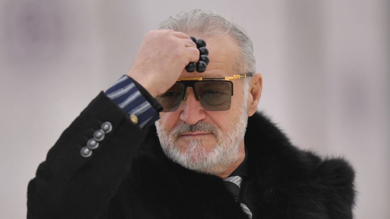 Donația lui Gigi Becali de 2.000.000 de euro nu poate fi retrasă! Anunțul Patriarhiei