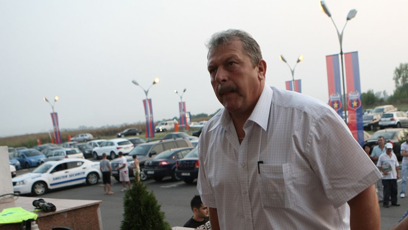 "Nu știu dacă se mai umblă cu bani la arbitri, dar ce s-a întâmplat aseară e prea mult"