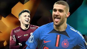 Începe Superliga de fotbal 2025-2026! Cine va lua titlul de golgheter: Louis Munteanu de la CFR Cluj sau Daniel Bîrligea de la FCSB? Avem toate detaliile câștigătorului din sezonul precedent. SPECIAL