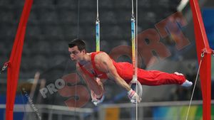 Robert Stănescu, pe patru în finala la inele!