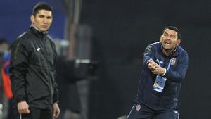 Trică: "CFR ar fi fost azi în lupta la titlu și nu mai era ASA pe primul loc". Antrenorul vorbește despre ghinionul pe care l-a avut la Cluj