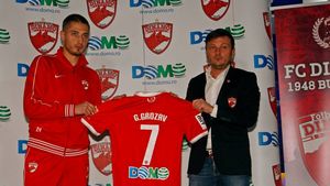 Grozav le cere suporterilor să aibă răbdare: "Sunt sigur că în meciurile următoare vom arăta că avem valoare"