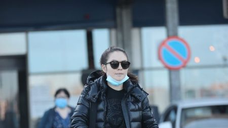 Imaginile începutului de an cu Corina Caciuc: tânăra gravidă a început cumpărăturile pentru casa în care va locui alături de iubitul ei, Laurențiu Reghecampf | FOTO