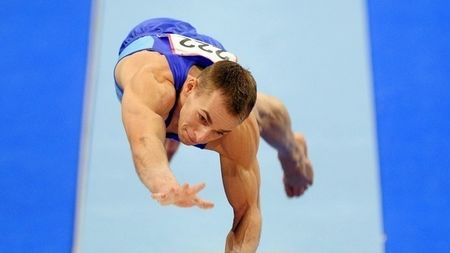 Flavius Koczi s-a retras din finala la individual compus**