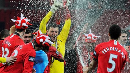 Ben Foster a apărat un penalty pentru că s-a uitat la ipod înainte!