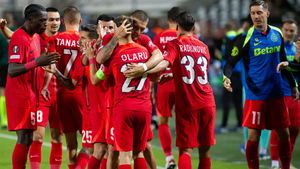 „Steaua Bucureşti, conform statusului UEFA, își depășește limitele”. Fostul patron din Liga 1 a dat verdictul în războiul dintre familia Lucescu și Gigi Becali & Co