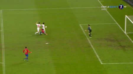 Belgianul Boucaut a executat-o pe Dinamo!** FOTO Penalty-ul clar refuzat "câinilor" când scorul era 1-1