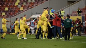 Fotbaliştii cu minimum o prezenţă la naţionala României vor primi o invitaţie la meciul cu Suedia