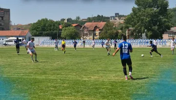 Nou-promovata CS Drobeta abordează Liga 3 cu șapte africani în lot. Echipa preluată de Flavius Stoican se află în cantonament în Serbia, dar nu a găsit adversari pe măsură, pentru amicale