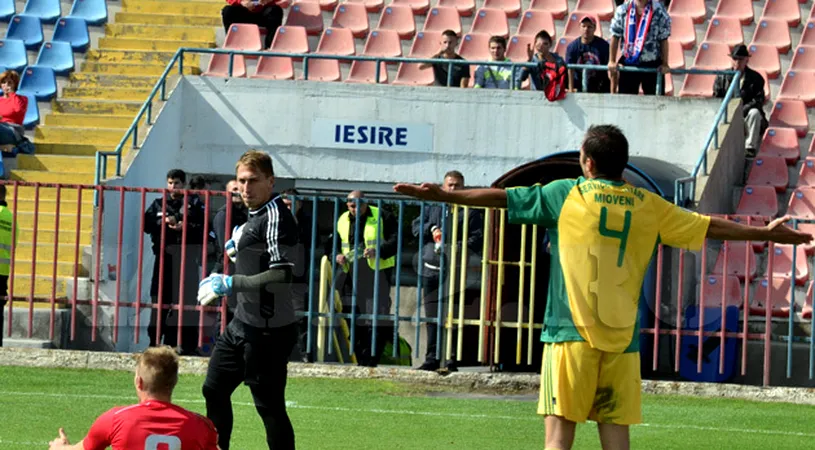 Mioveniul a primit** opt goluri din faze fixe! 