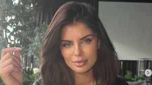 Ileana Lazariuc este absolut sclipitoare la 44 de ani. Fosta soție a lui Ion Ion Țiriac duce o viață discretă și plină de stil