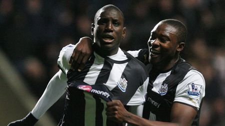 VIDEO "Diavolii roșii", umiliți de "coțofene"!** Două superexecuții și un autogol au îngenuncheat echipa lui Ferguson