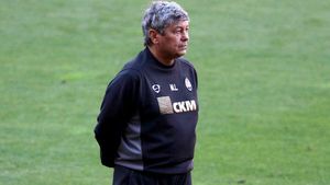 Cine străLUCEște?** Lucescu despre Pep: "E cel mai strălucit antrenor al fotbalului mondial"