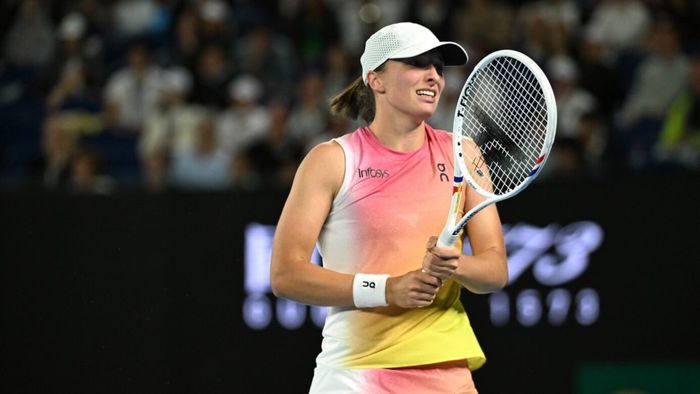 Iga Swiatek, în brațele fostului antrenor al Simonei Halep. Poloneza a început apoi să plângă