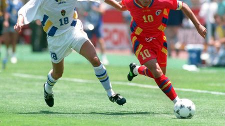 Istoria putea fi alta. Dezvăluiri după 20 de ani de la "coșmarul" cu Suedia: "Nu am avut curaj să-i spun. Și lui Țiți i-a fost frică". Cum putea ajunge România în semifinalele Campionatului Mondial 