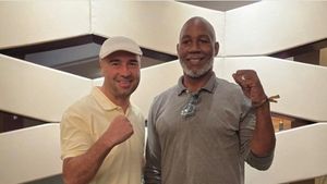 Lucian Bute a povestit cum visa, atunci când era un puști, să se îmbrace elegant: „Azi am multe pălării". SPECIAL