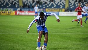 Ilie Dumitrescu dă primul verdict despre campania impresionantă de transferuri declanșată fulgerător de Gigi Becali! Cu ce se vor confrunta cei doi fotbaliști care au semnat deja cu FCSB